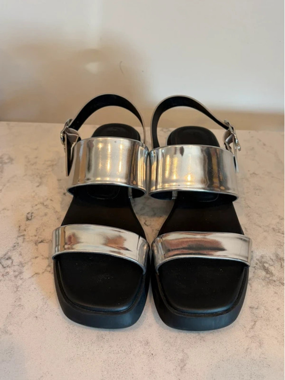 Aerosoles Camera Silver Metallic Platform Sandals Size 10